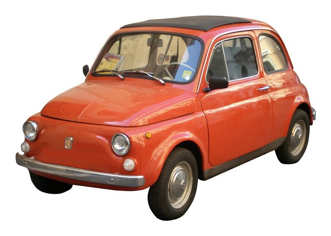 La Fiat Nuova 500, anche conosciuta come Fiat 500 o come Cinquino, è un´automobile superutilitaria della casa torinese, prodotta dal 1957 al 1975. 
Non appena messo in vendita, il modello 600 riscosse un successo enorme, anche grazie al diffuso otti